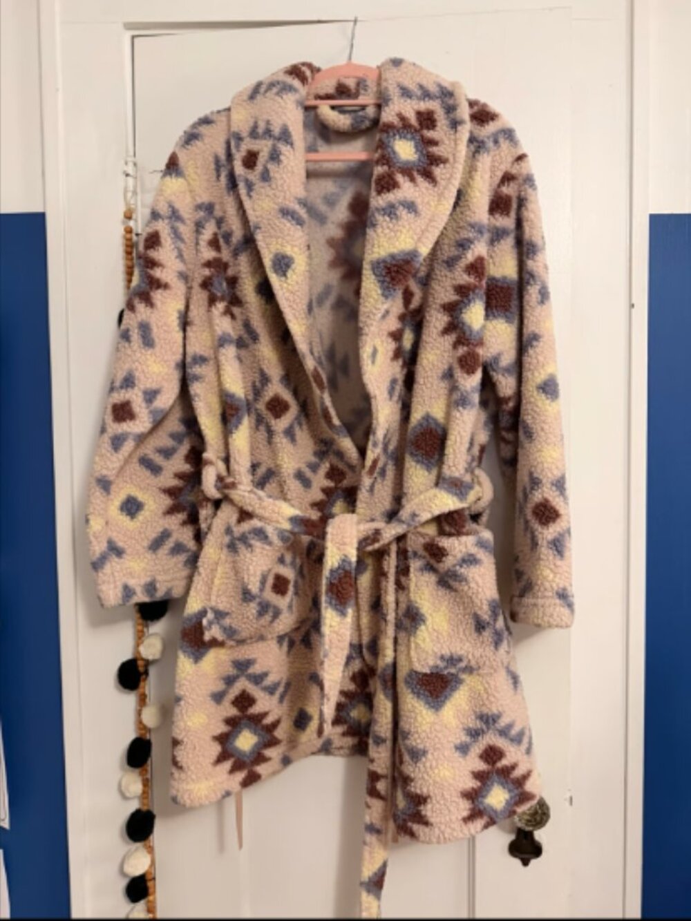 Better Living Plush Sherpa Robe Size Large Pink Aztec Southwestern Belted Cozy